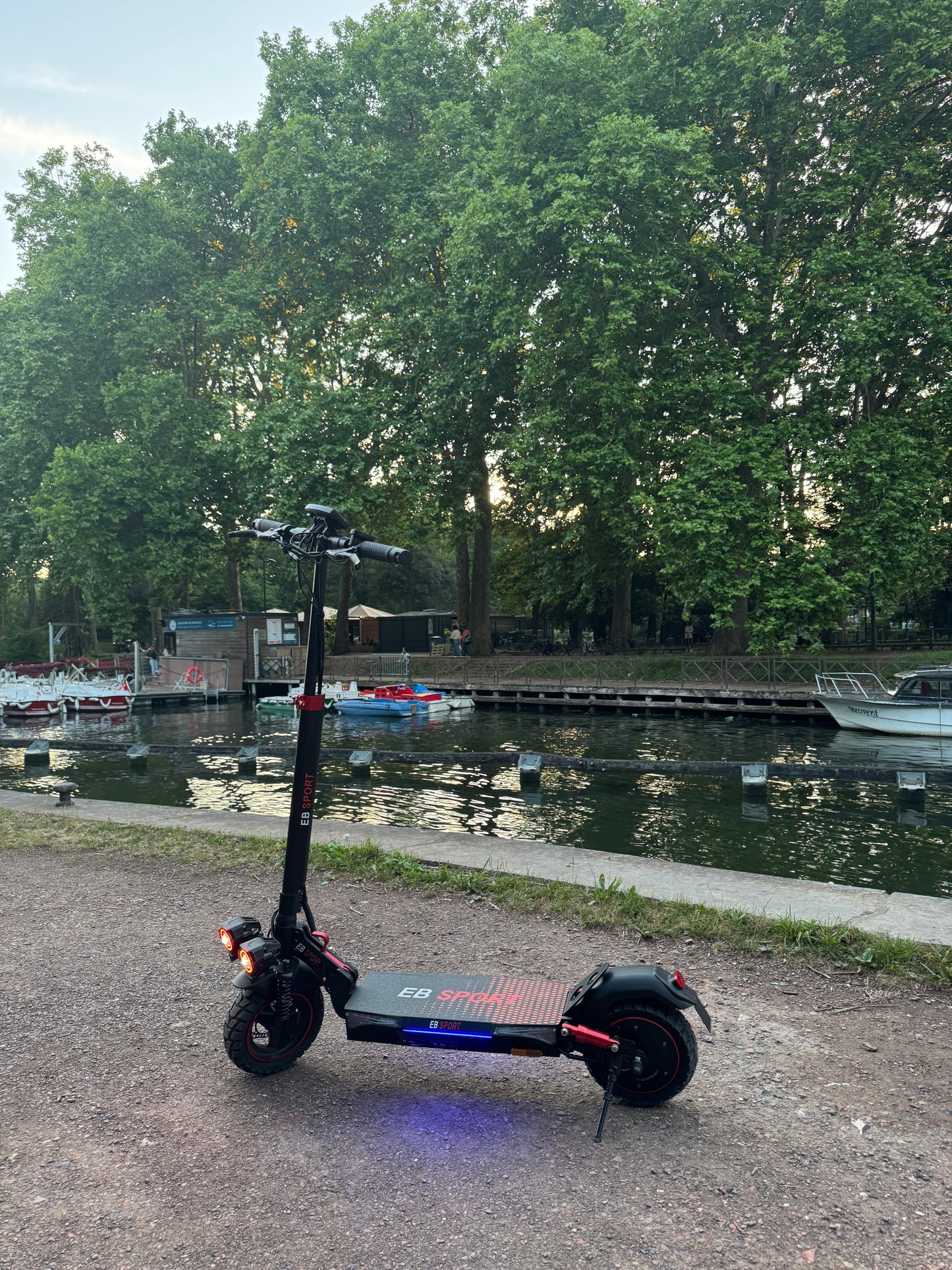 Trottinette électrique EB SPORT : Puissante et performante, 25km/h, 45km d'autonomie
