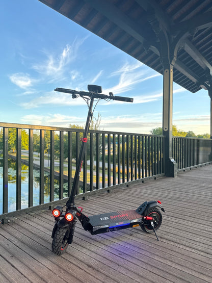Trottinette électrique EB SPORT : Puissante et performante, 25km/h, 45km d'autonomie